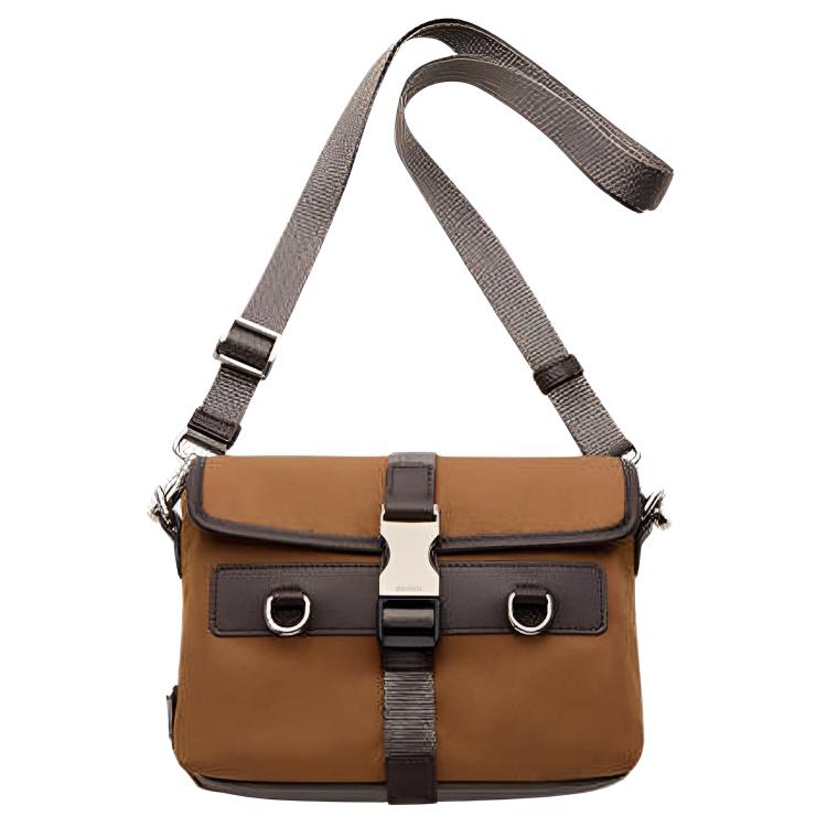 PRADA Брендовый чехол для телефона из нейлона и коровьей кожи мужской коньячный
PRADA Брендовый чехол для телефона из нейлона и коровьей кожи мужской коньячный