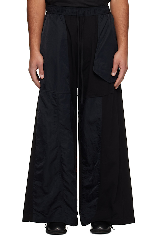 Широкие спортивные штаны Outpost Julius, черный
Широкие спортивные штаны Outpost Julius, черный