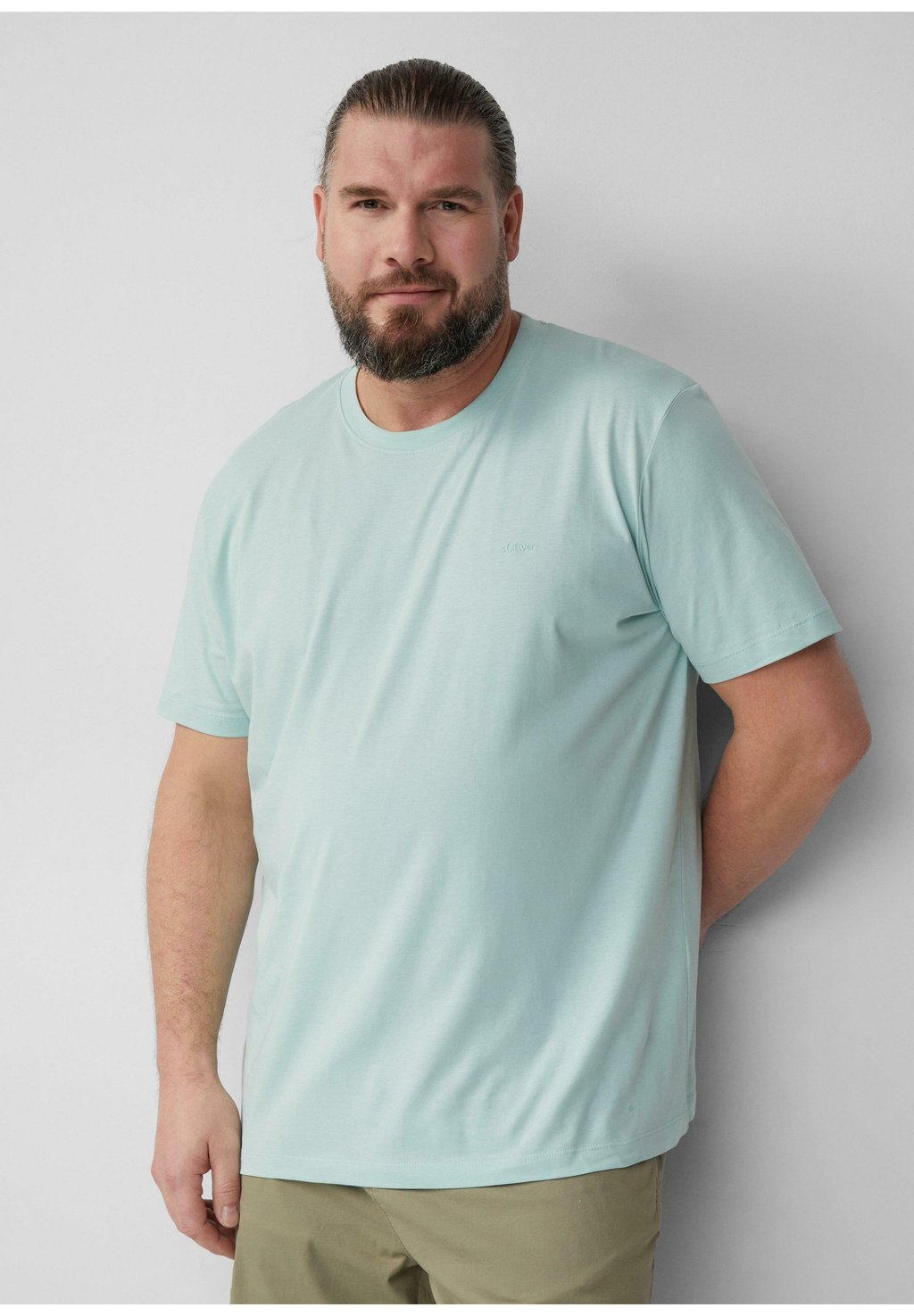 Базовая футболка s.Oliver, бирюзовый
Базовая футболка s.Oliver, бирюзовый