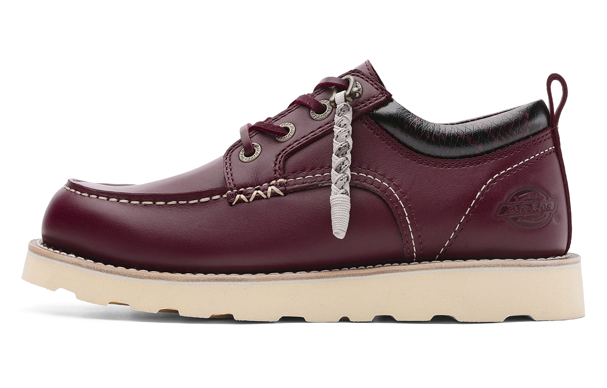 Мужские ботинки Dickies Snake Year Element короткие с контрастной строчкой, темно-красный
Мужские ботинки Dickies Snake Year Element короткие с контрастной строчкой, темно-красный