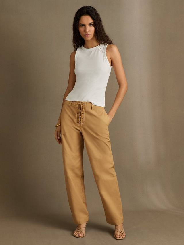 Брюки Clement с деталями в виде галстука Reiss, Tan
Брюки Clement с деталями в виде галстука Reiss, Tan