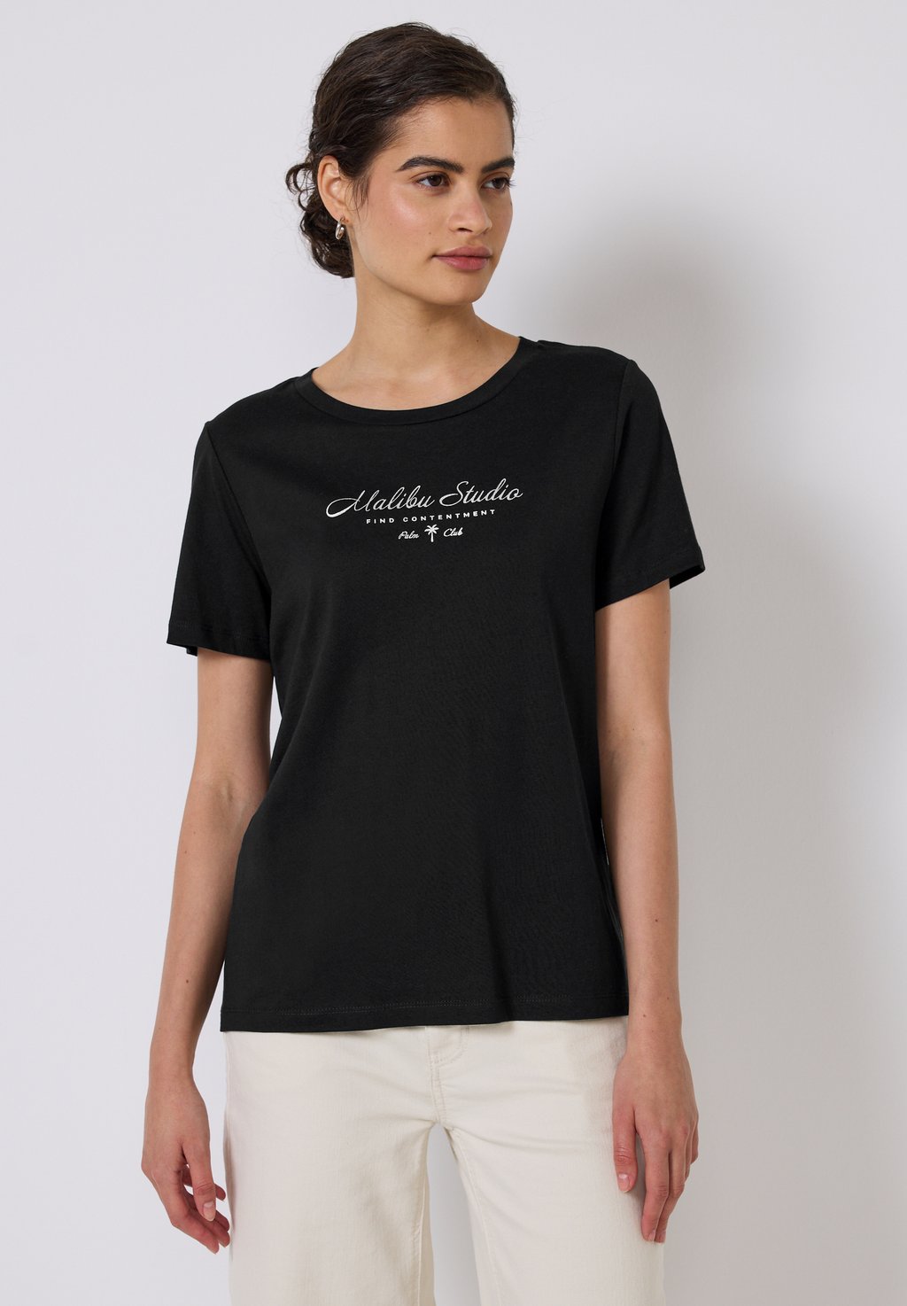 Футболка с принтом MIT FOLIENWORDING Street One Studio, черный
Футболка с принтом MIT FOLIENWORDING Street One Studio, черный