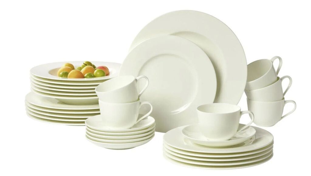 Комбинированный сервиз Villeroy & Boch Noblesse Royal, 30 предметов, белый фарфор, можно мыть в посудомоечной машине
Комбинированный сервиз Villeroy & Boch Noblesse Royal, 30 предметов, белый фарфор, можно мыть в посудомоечной машине