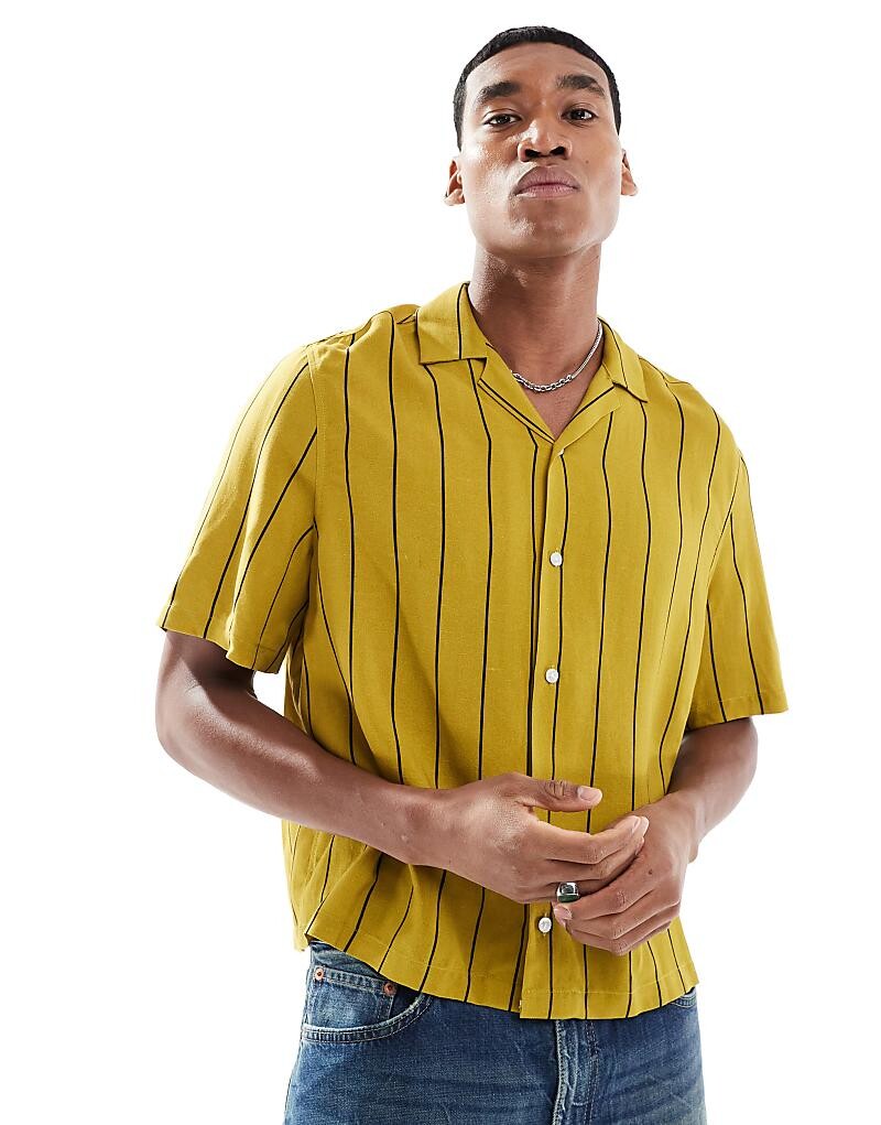 ASOS DESIGN – свободная рубашка свободного кроя из искусственного льна с короткими рукавами и зелеными полосками
ASOS DESIGN – свободная рубашка свободного кроя из искусственного льна с короткими рукавами и зелеными полосками