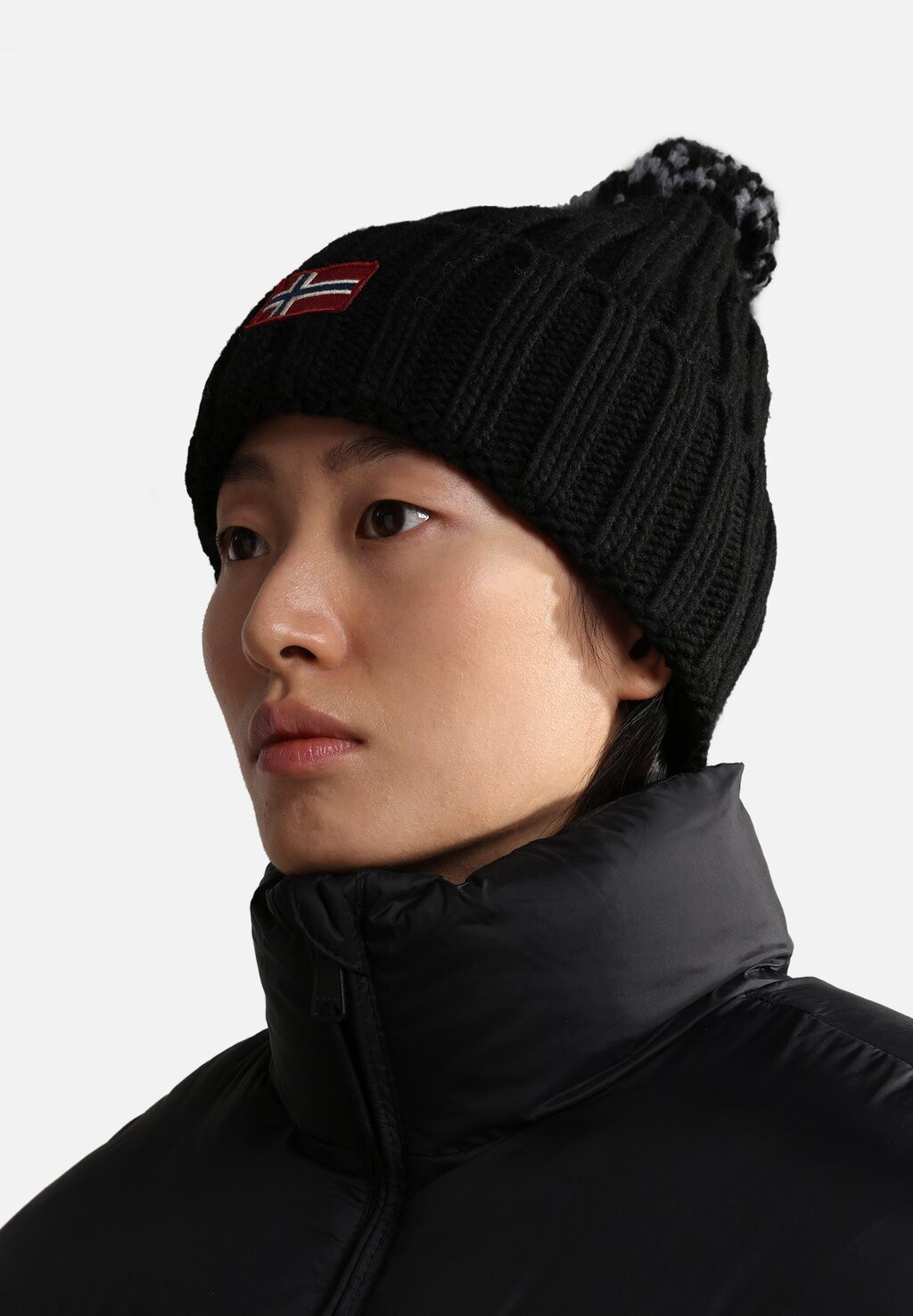 Шапка-бини SEMIURY Napapijri, черный
Шапка-бини SEMIURY Napapijri, черный