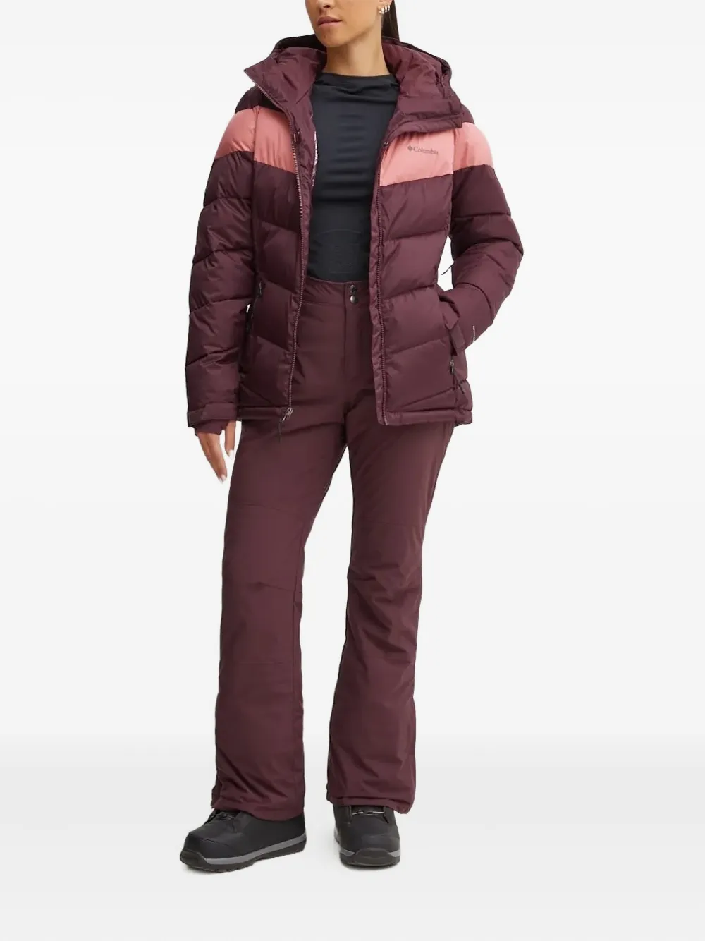 Лыжная куртка с шевронными вставками Columbia, красный
Лыжная куртка с шевронными вставками Columbia, красный