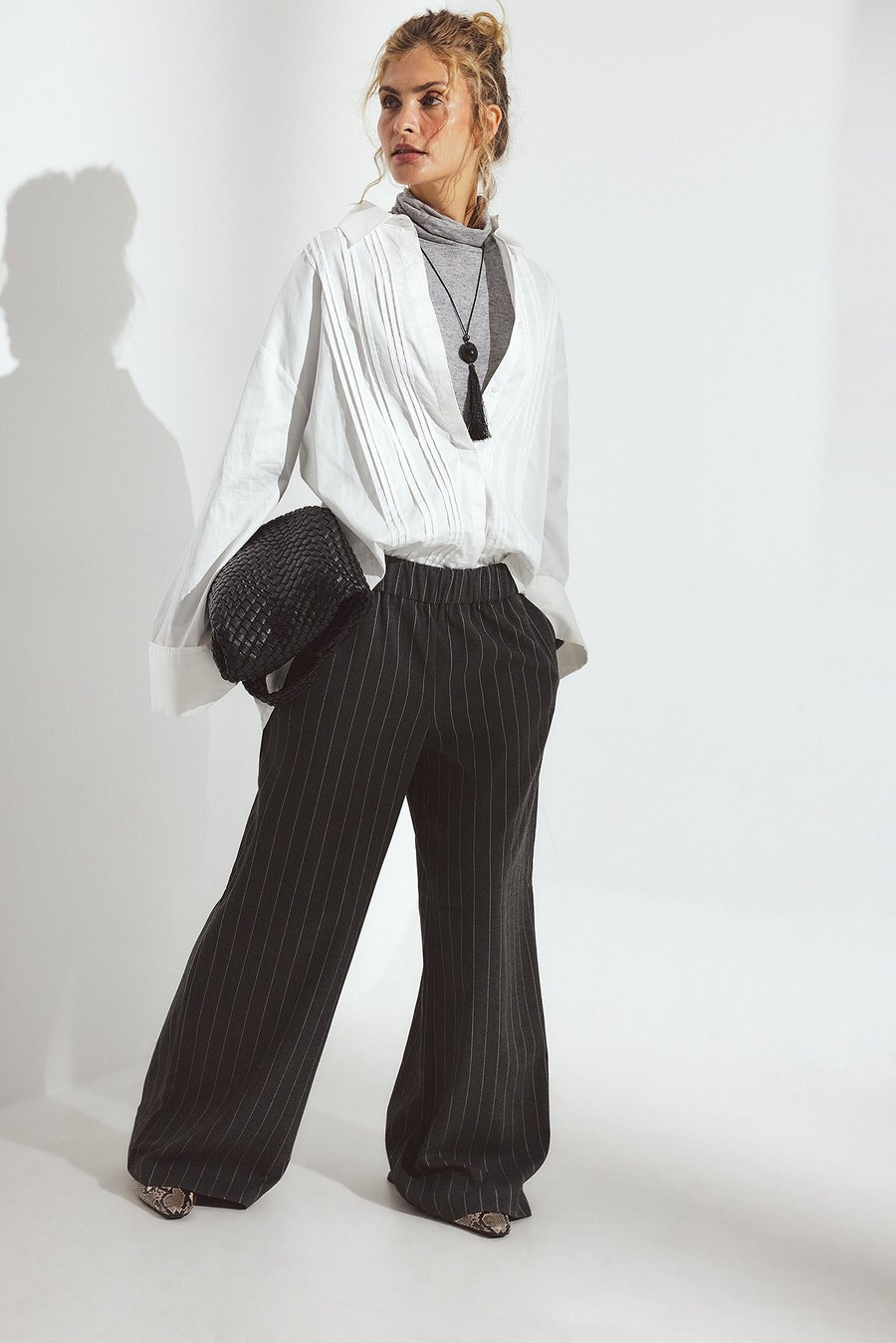 Брюки NA-KD ELASTIC WAIST WIDE, Pinstripe/Black
Брюки NA-KD ELASTIC WAIST WIDE, Pinstripe/Black