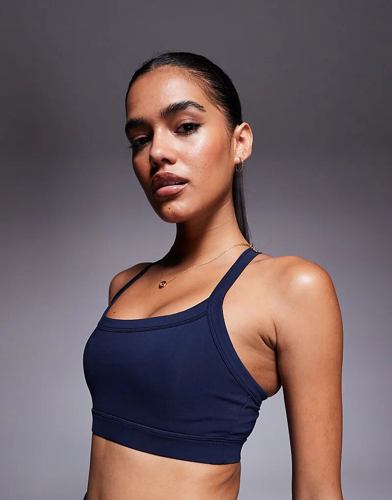 4505 Icon Спортивный бюстгальтер со средней поддержкой, квадратным вырезом и регулируемыми бретелями, темно-синий
4505 Icon Спортивный бюстгальтер со средней поддержкой, квадратным вырезом и регулируемыми бретелями, темно-синий