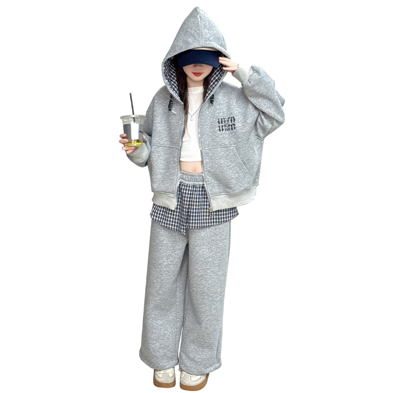 Повседневная спортивная одежда для подростков весна-осень Disney, серый
Повседневная спортивная одежда для подростков весна-осень Disney, серый