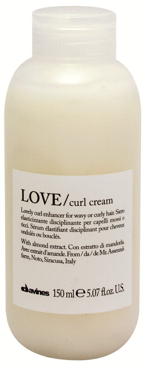 Davines Love Curl Cream, Кем подчеркивающий изгиб волн и локонов 150мл
Davines Love Curl Cream, Кем подчеркивающий изгиб волн и локонов 150мл