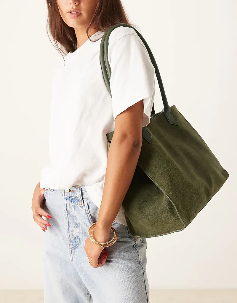 Сумка-тоут ASOS DESIGN из замши с трубчатой ручкой и крыльями в цвете «лесной зеленый»
Сумка-тоут ASOS DESIGN из замши с трубчатой ручкой и крыльями в цвете «лесной зеленый»