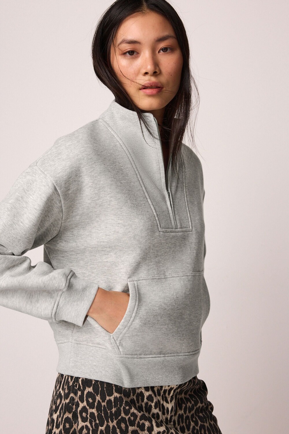 Мягкая плотная толстовка с воротником молнией Next, серый
Мягкая плотная толстовка с воротником молнией Next, серый