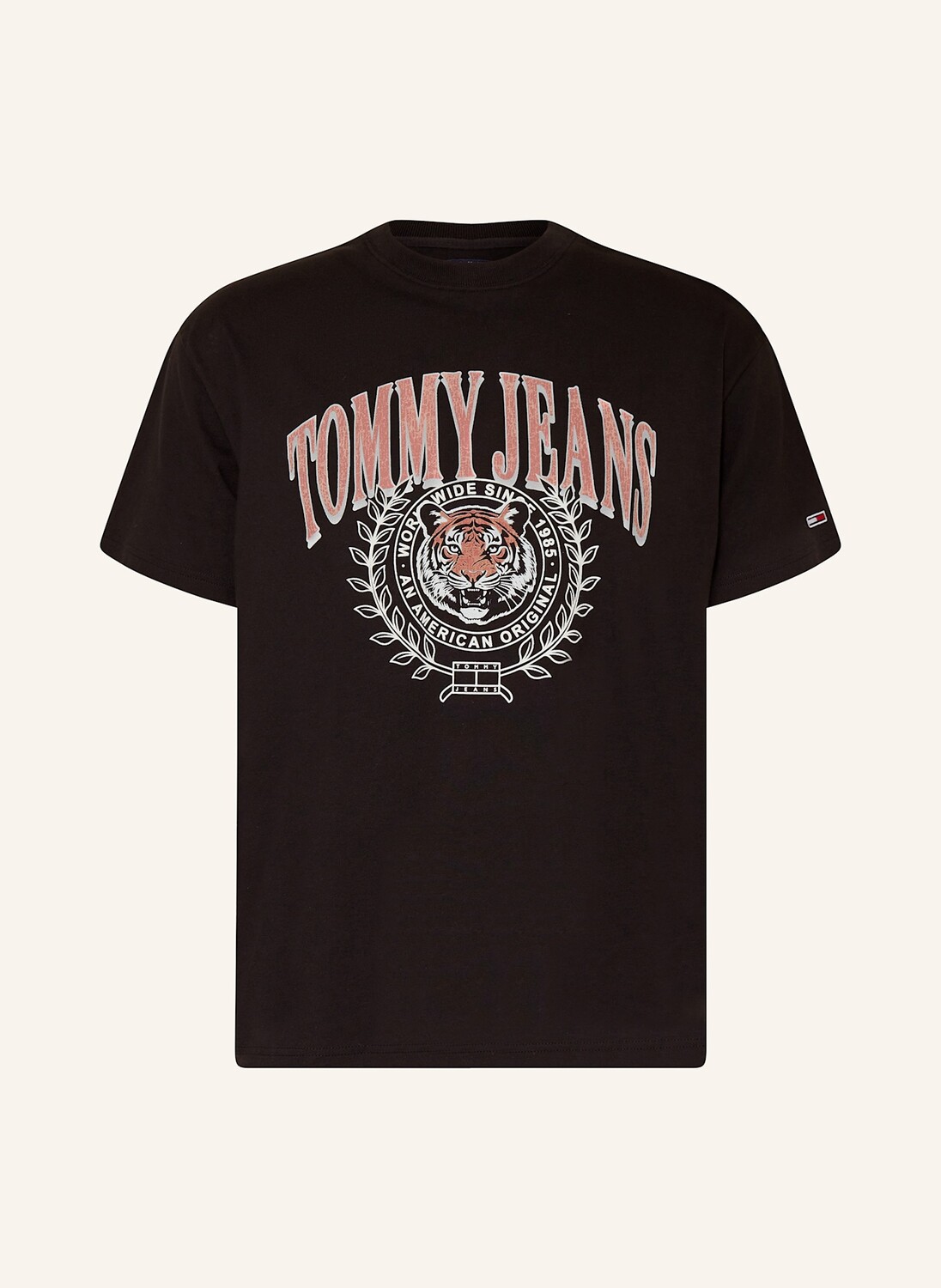 Футболка TOMMY JEANS, черный
Футболка TOMMY JEANS, черный