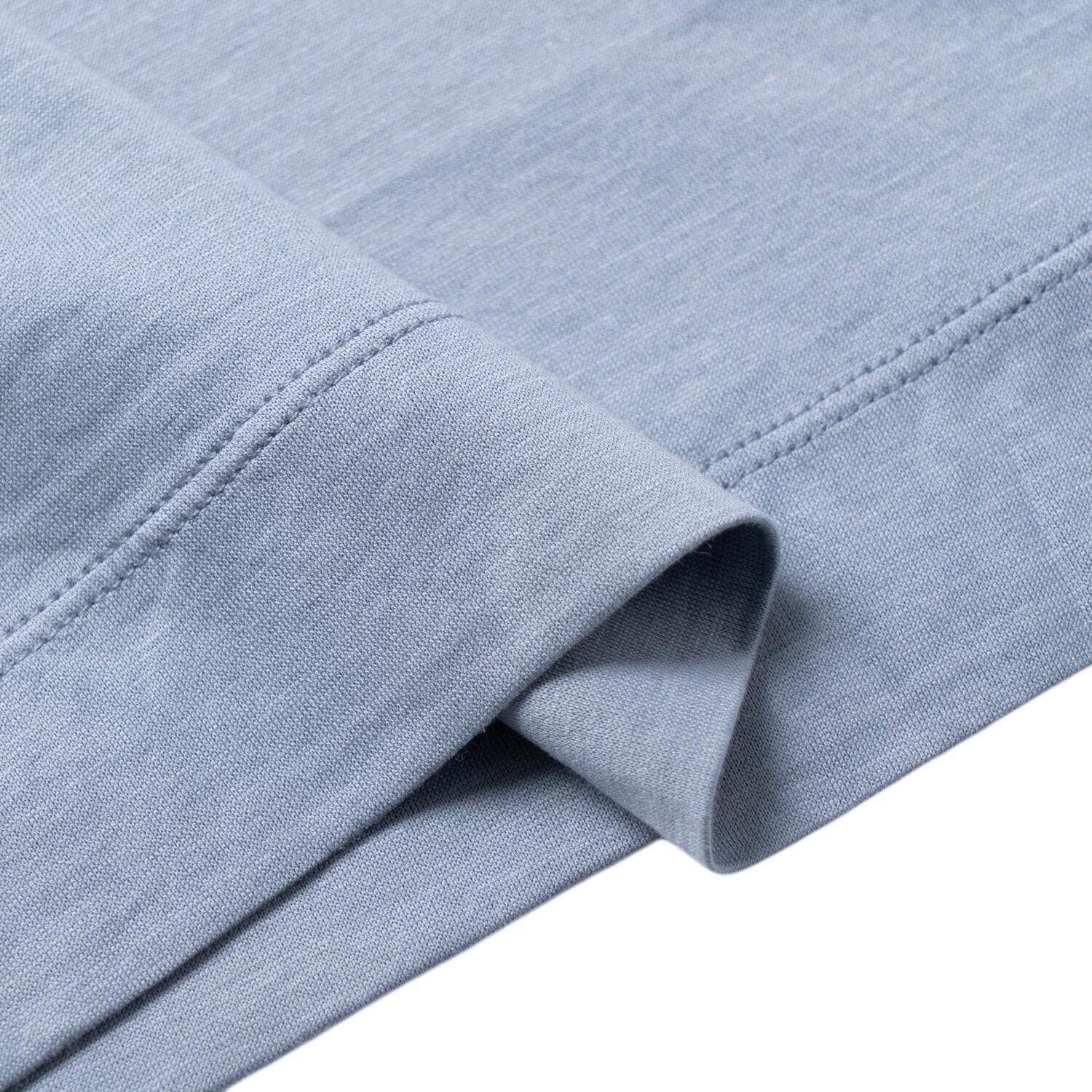 Футболка SS23 мужская синяя EMPORIO ARMANI
Футболка SS23 мужская синяя EMPORIO ARMANI