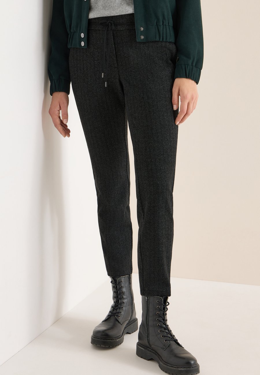 Брюки Cecil CASUAL FIT, Schwarz/Black
Брюки Cecil CASUAL FIT, Schwarz/Black