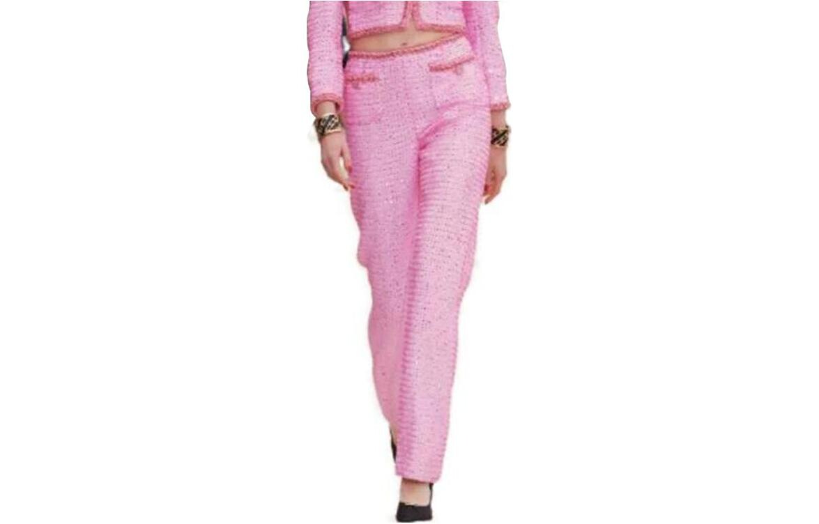 Повседневные брюки женские розовые Chanel
Повседневные брюки женские розовые Chanel