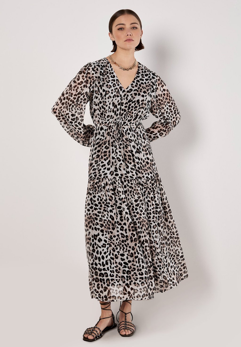 Платье макси SHIMMER LEOPARD MIDI Apricot, серый 
Платье макси SHIMMER LEOPARD MIDI Apricot, серый