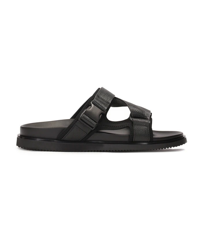 Кожаные сандалии в Kazar, черный
Кожаные сандалии в Kazar, черный