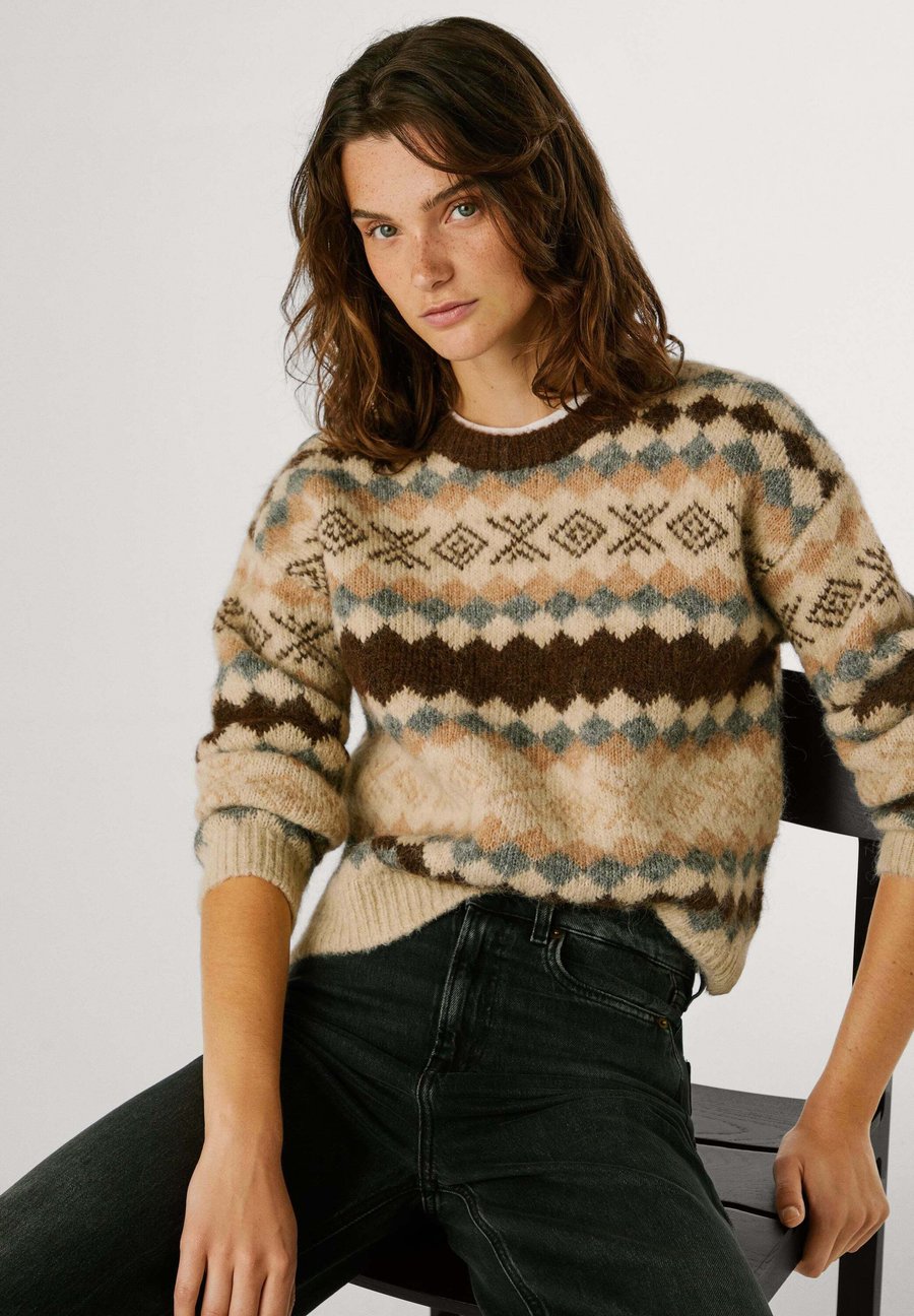 Джемпер Pepe Jeans CELESTINE, Chocolate Brown/Brown
Джемпер Pepe Jeans CELESTINE, Chocolate Brown/Brown