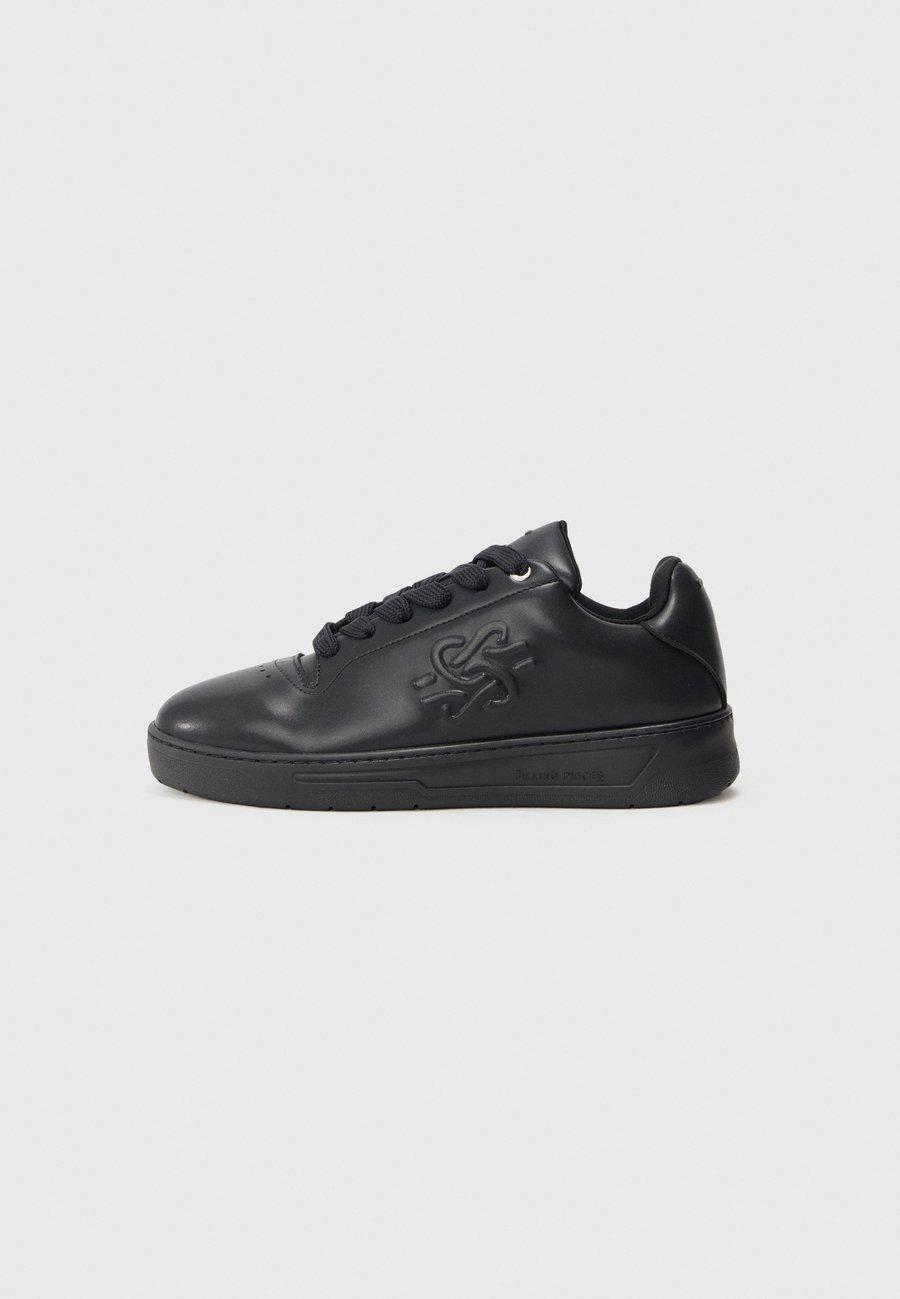 Кроссовки Filling Pieces VOYAGE KNOT, All Black/Black
Кроссовки Filling Pieces VOYAGE KNOT, All Black/Black