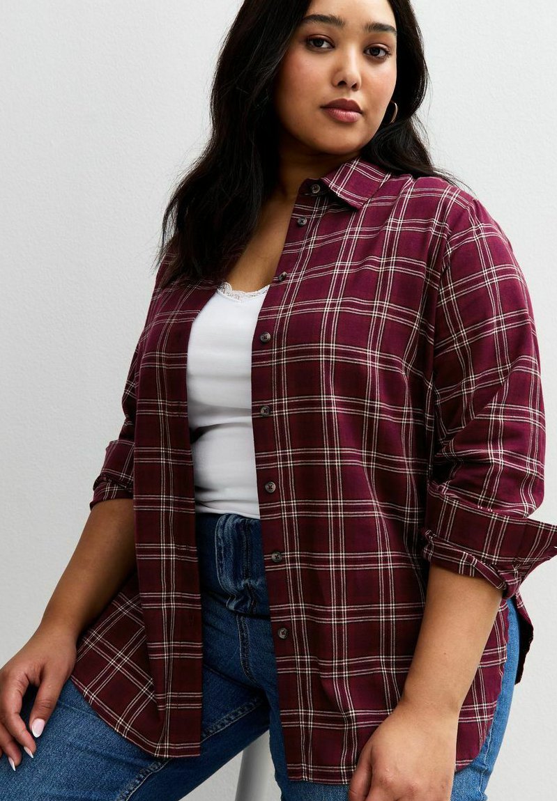 Блуза New Look Curves CURVES LONG SLEEVE , Red Pattern/Mottled Red
Блуза New Look Curves CURVES LONG SLEEVE , Red Pattern/Mottled Red