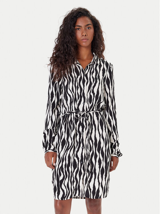 Платье-рубашка regular fit Nova 15241890 Only, черный
Платье-рубашка regular fit Nova 15241890 Only, черный