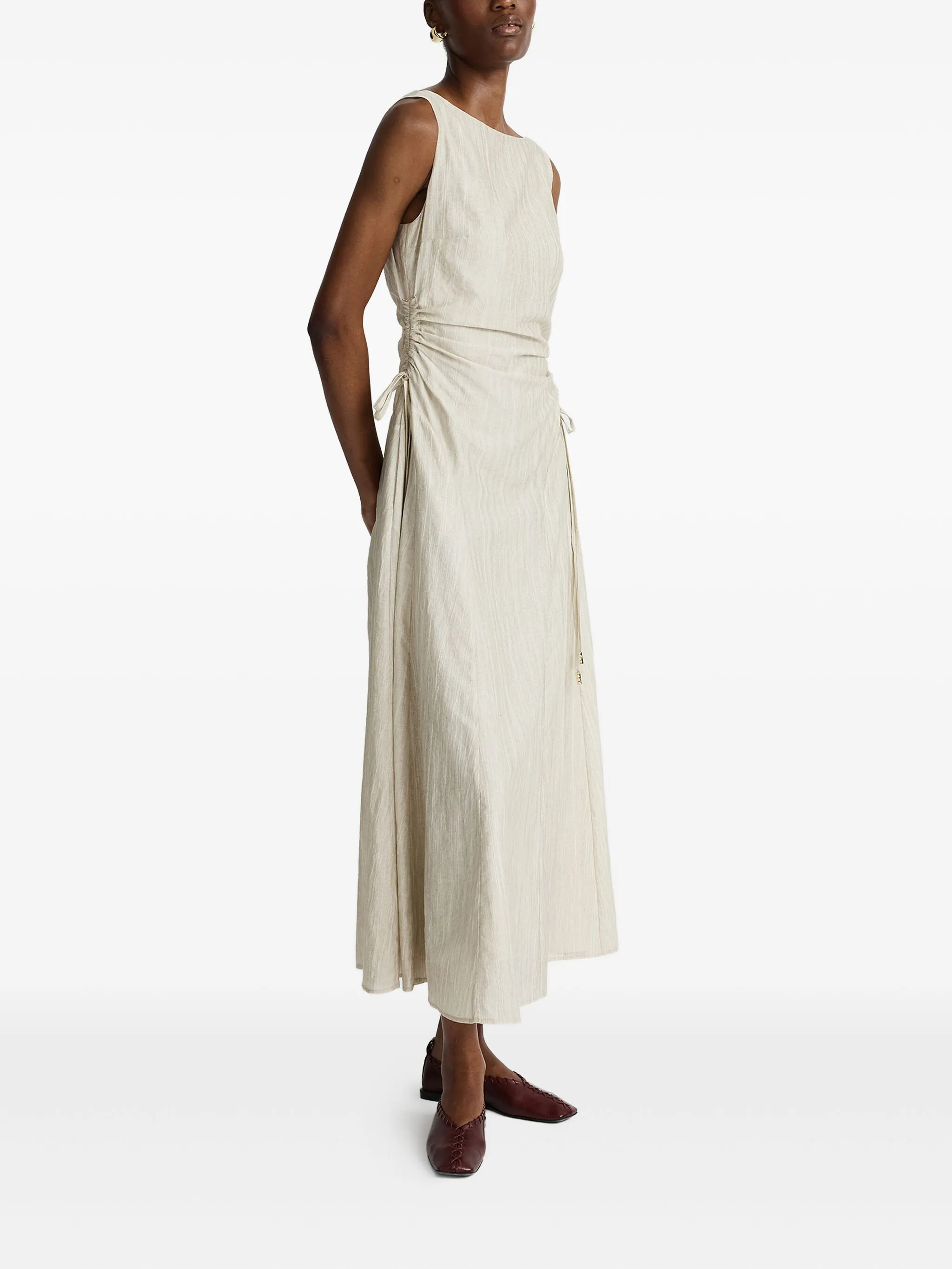 Платье миди Mai Anna Quan, бежевый
Платье миди Mai Anna Quan, бежевый