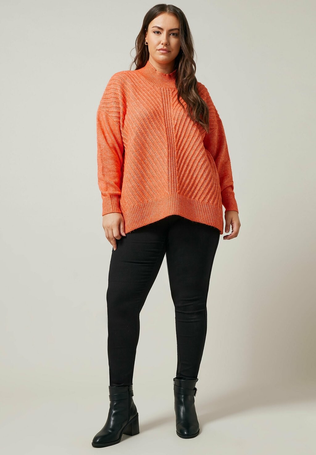 Джемпер HIGH NECK Evans, оранжевый
Джемпер HIGH NECK Evans, оранжевый