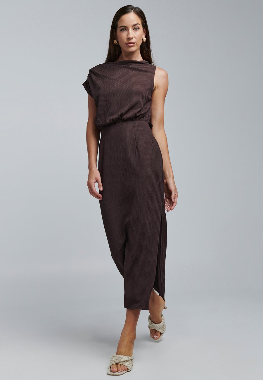 Платье BWLDR ALIAS MIDI, Chocolate/Brown
Платье BWLDR ALIAS MIDI, Chocolate/Brown