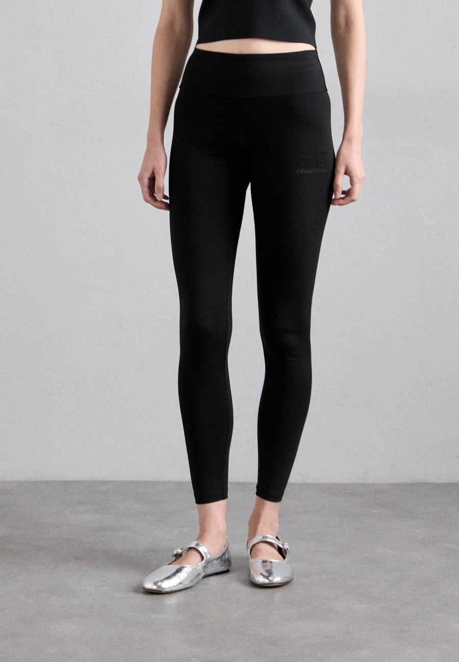 Брюки EA7 Emporio Armani Leggings, Black
Брюки EA7 Emporio Armani Leggings, Black
