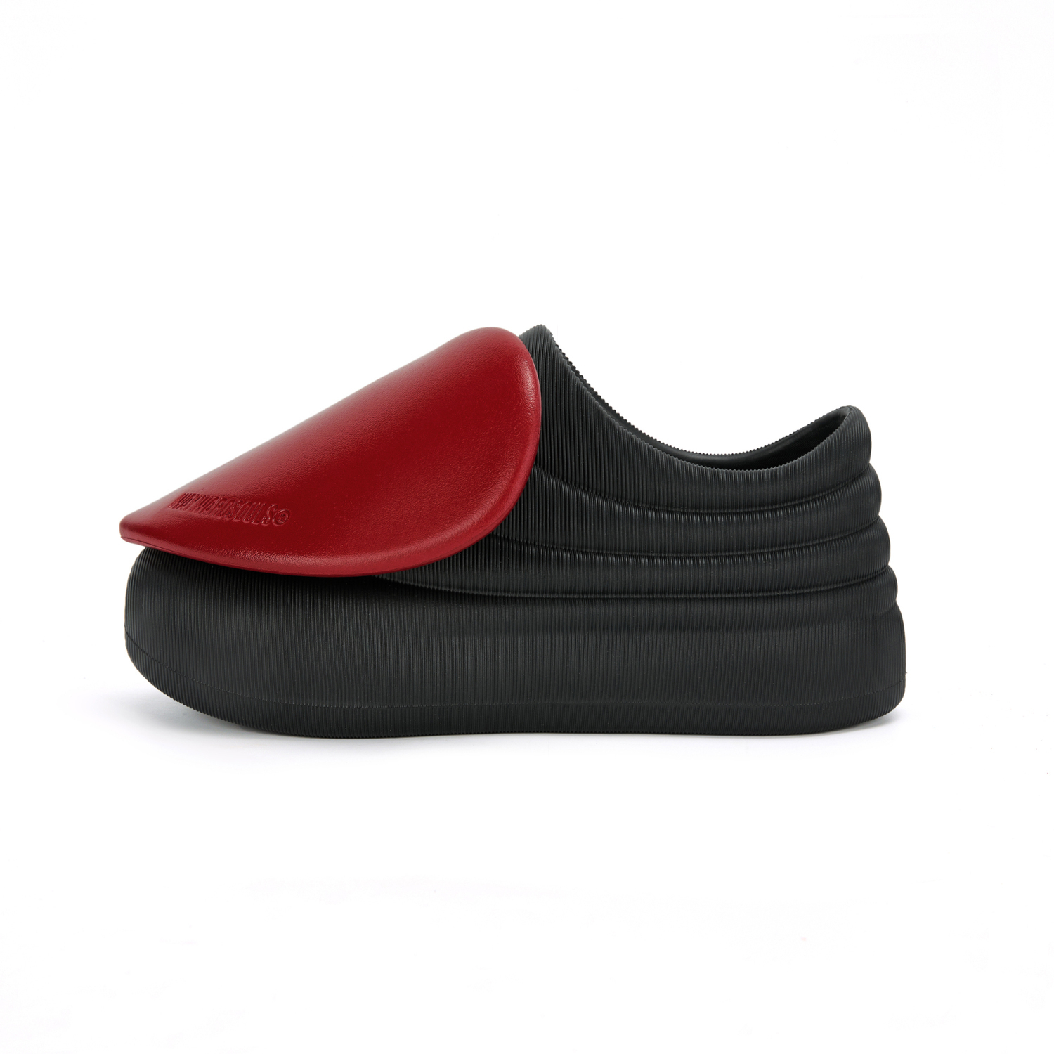 Wayward Souls Женские противоскользящие повседневные кеды на платформе Black Heart, цвет Black Heart
Wayward Souls Женские противоскользящие повседневные кеды на платформе Black Heart, цвет Black Heart