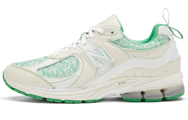 Кроссовки New Balance NB 2002R унисекс
Кроссовки New Balance NB 2002R унисекс
