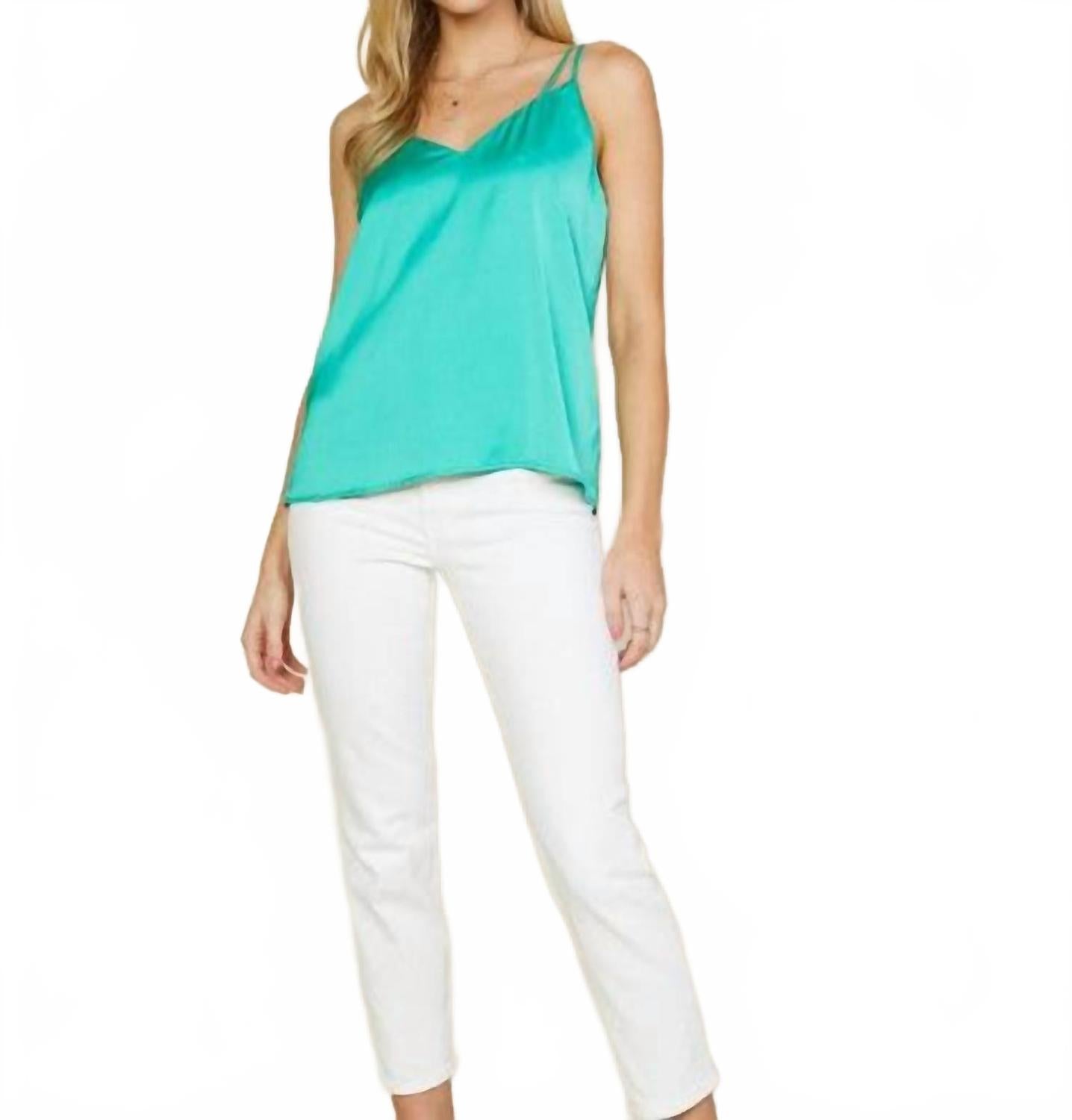 Топ Vale Double Strap Cami цвета Jade SKIES ARE BLUE, Jade
Топ Vale Double Strap Cami цвета Jade SKIES ARE BLUE, Jade