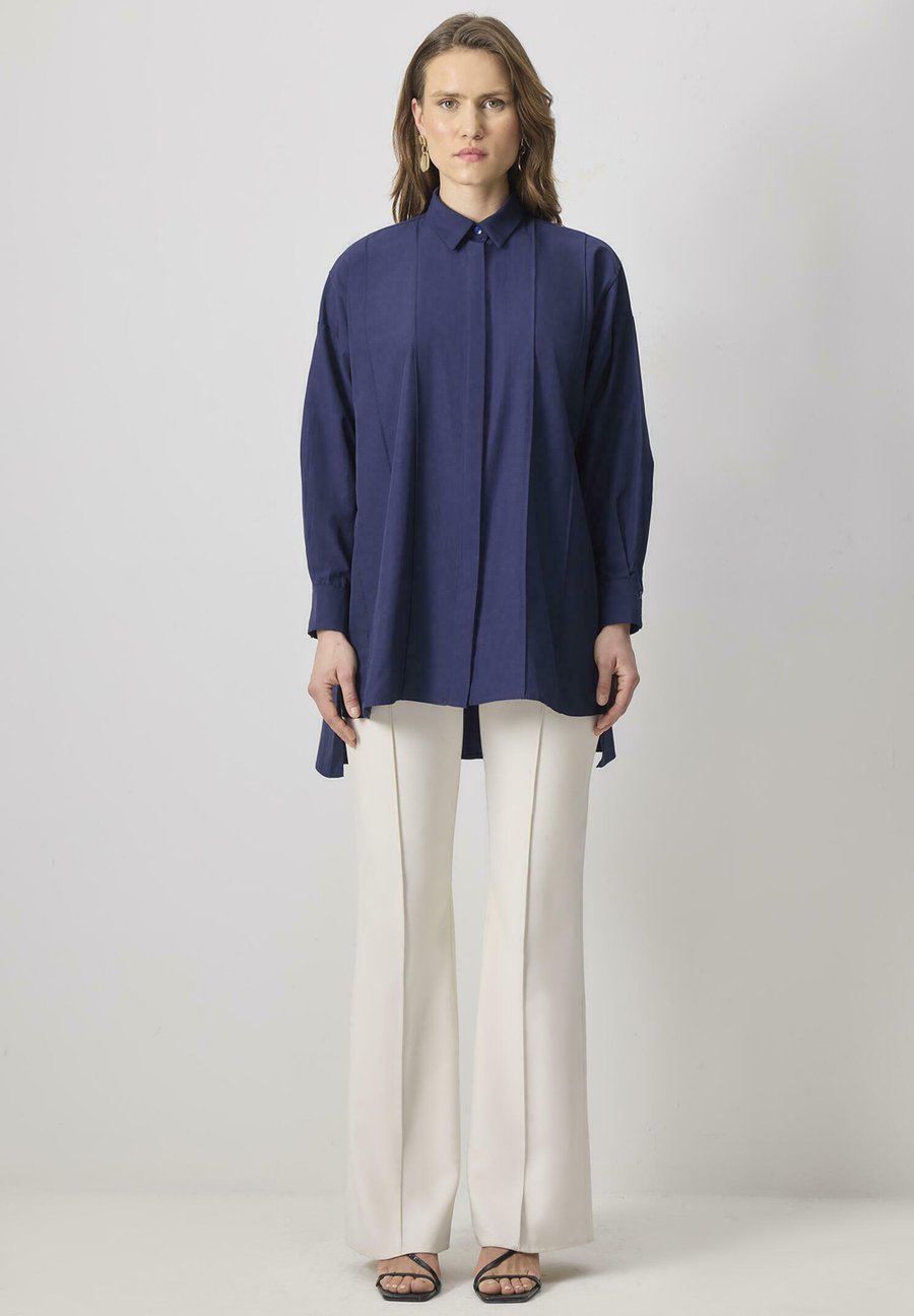 Блуза Touché Privé RIBBED, Navy Blue/Dark Blue
Блуза Touché Privé RIBBED, Navy Blue/Dark Blue