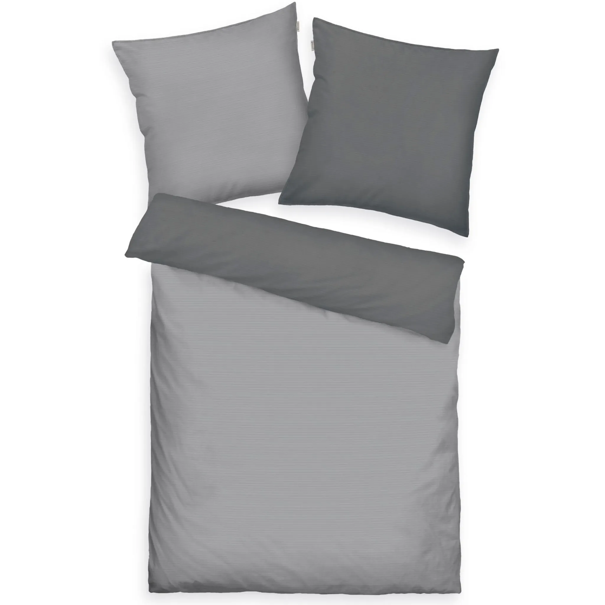 Постельное белье TOM TAILOR HOME «TWO-TONE SOLID COLORS в размере. 135х200см, 155х220см или 200х220см", новая спальня, двойной шов на подушке, цвет Moody Grey
Постельное белье TOM TAILOR HOME «TWO-TONE SOLID COLORS в размере. 135х200см, 155х220см или 200х220см", новая спальня, двойной шов на подушке, цвет Moody Grey