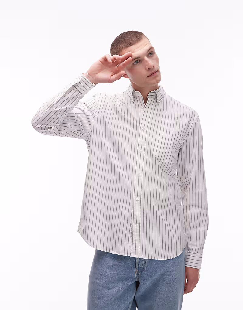 Рубашка ARKET оксфорд в белую и зеленую полоску
Рубашка ARKET оксфорд в белую и зеленую полоску