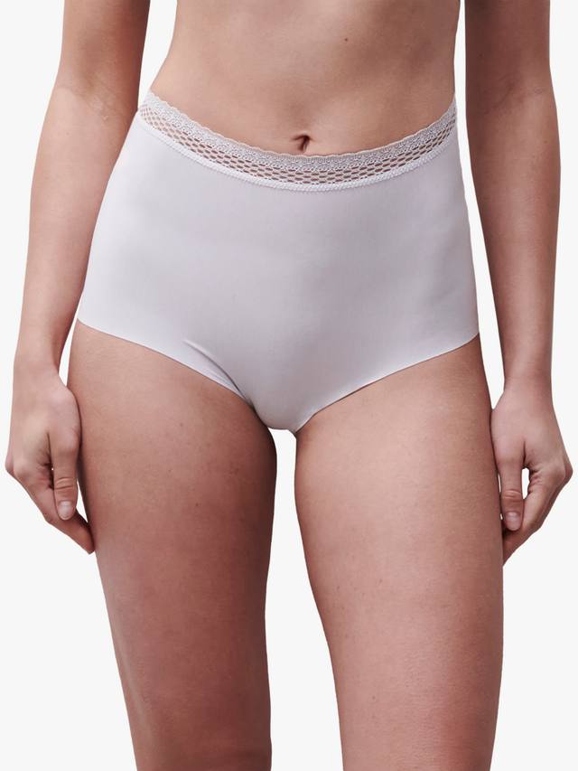 Уютные шикарные трусы с высокой талией Chantelle, White
Уютные шикарные трусы с высокой талией Chantelle, White