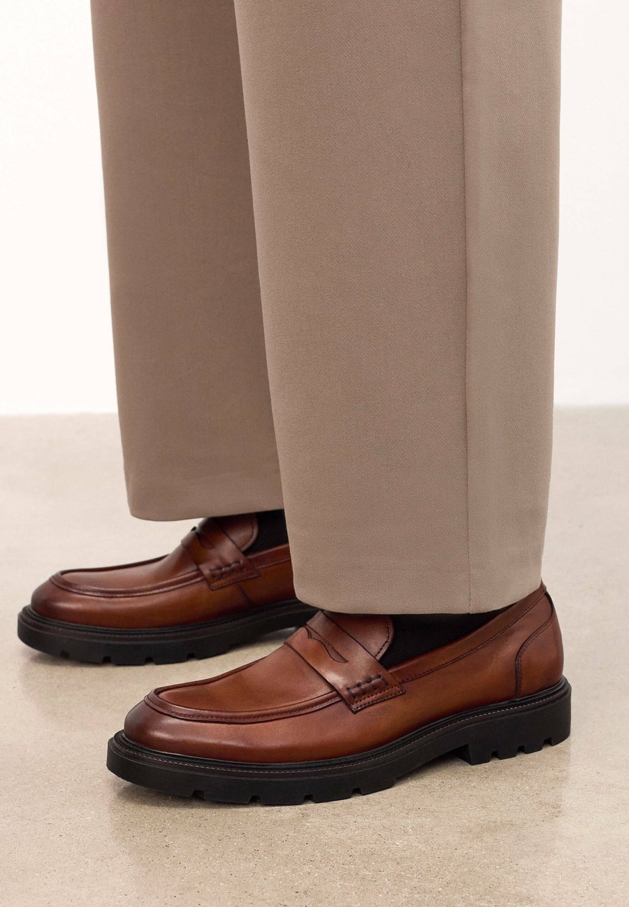 Лоферы Kazar CAMILIO, Brown
Лоферы Kazar CAMILIO, Brown