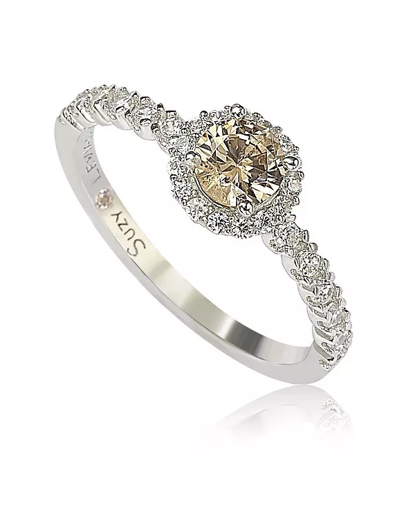 Кольцо Suzy Levian из стерлингового серебра с миниатюрным коричневым камнем в центре и кубическим цирконием Suzy Levian New York, brown
Кольцо Suzy Levian из стерлингового серебра с миниатюрным коричневым камнем в центре и кубическим цирконием Suzy Levian New York, brown