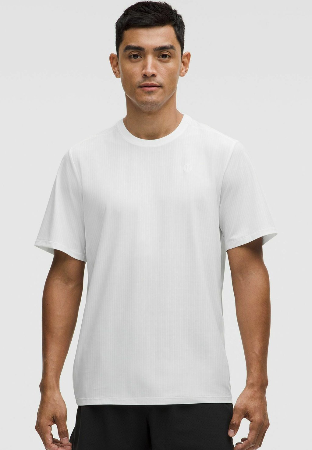 Спортивная футболка lululemon, белый
Спортивная футболка lululemon, белый