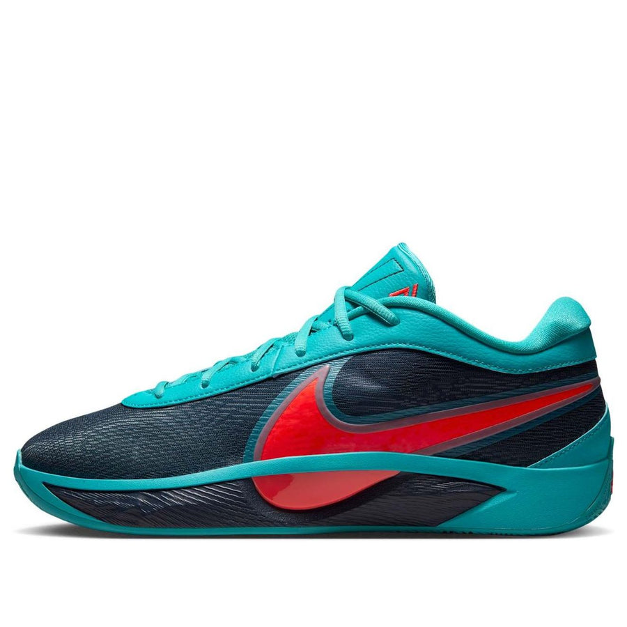 Кроссовки Nike Giannis Freak 6 EP 'Liam & Maverick'
Кроссовки Nike Giannis Freak 6 EP 'Liam & Maverick'