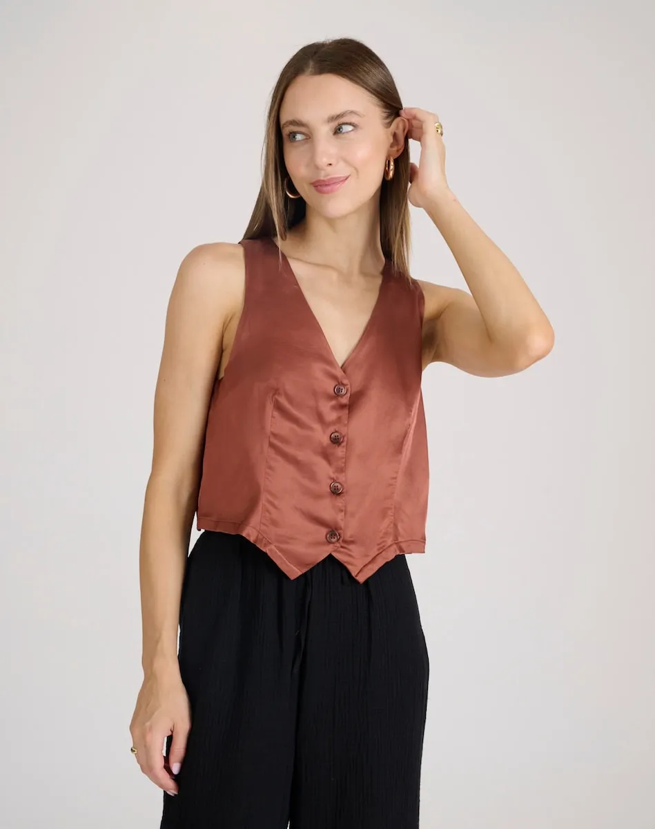 Короткий женский жилет из сатиновой ткани Naf Naf, коричневый
Короткий женский жилет из сатиновой ткани Naf Naf, коричневый