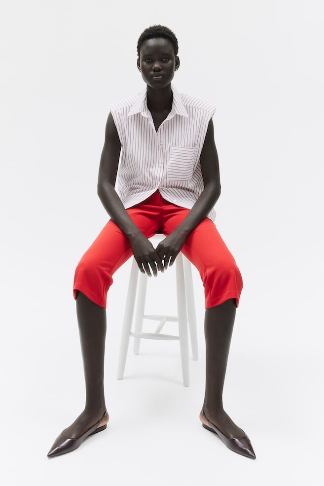 Элегантные брюки-капри H&M, красный
Элегантные брюки-капри H&M, красный