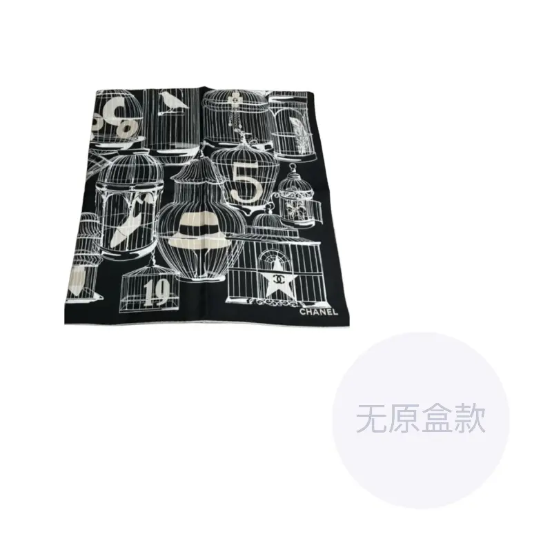 CHANEL Шёлковый шарф, Black
CHANEL Шёлковый шарф, Black