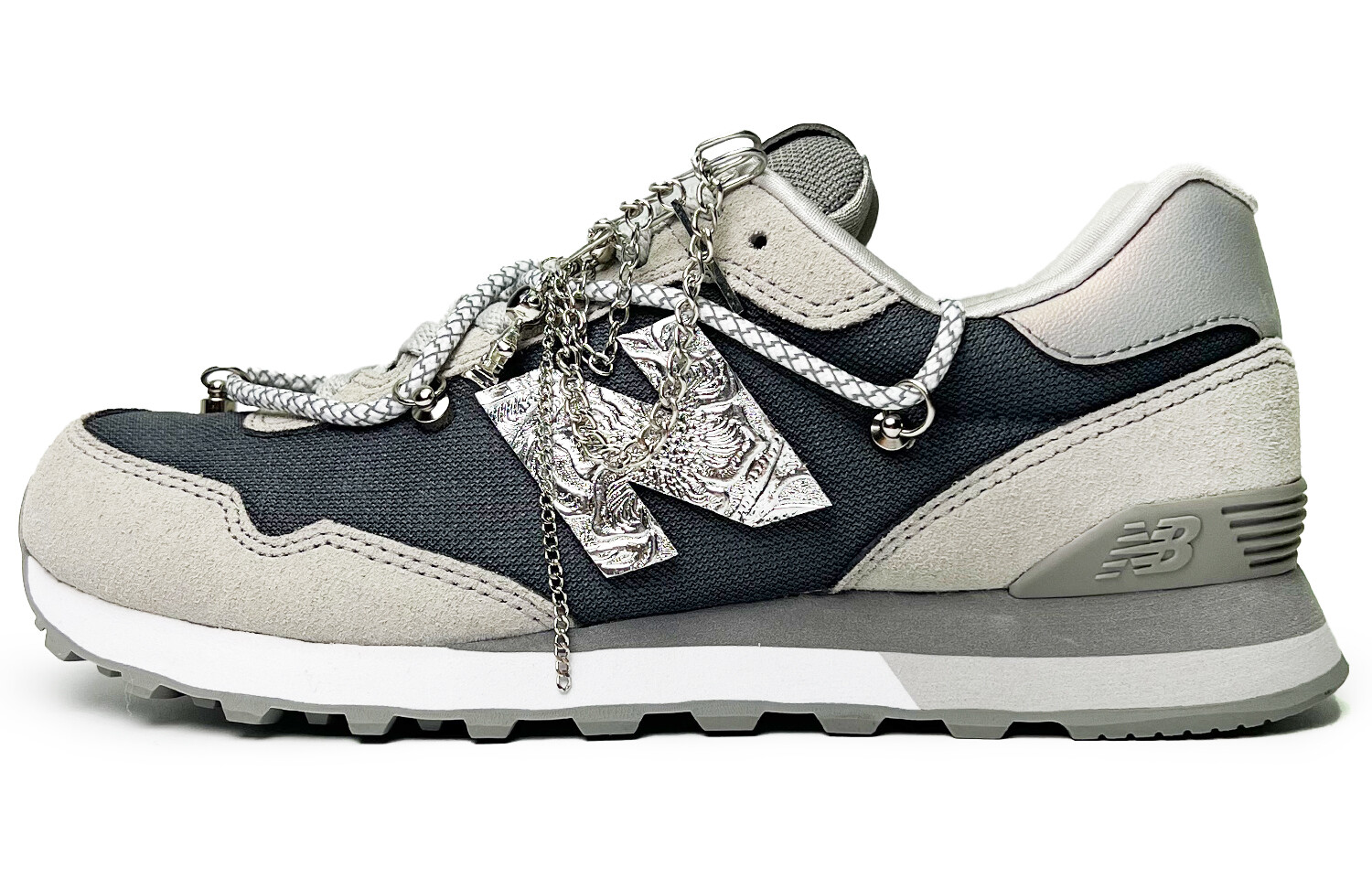 Кроссовки женские NB 515 с низким верхом серо-серебристого цвета New Balance
Кроссовки женские NB 515 с низким верхом серо-серебристого цвета New Balance