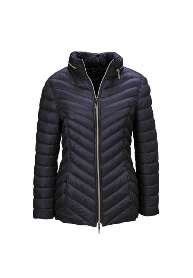 Короткий размер: легкая стеганая куртка из немнущейся ткани. Goldner, синий
Короткий размер: легкая стеганая куртка из немнущейся ткани. Goldner, синий