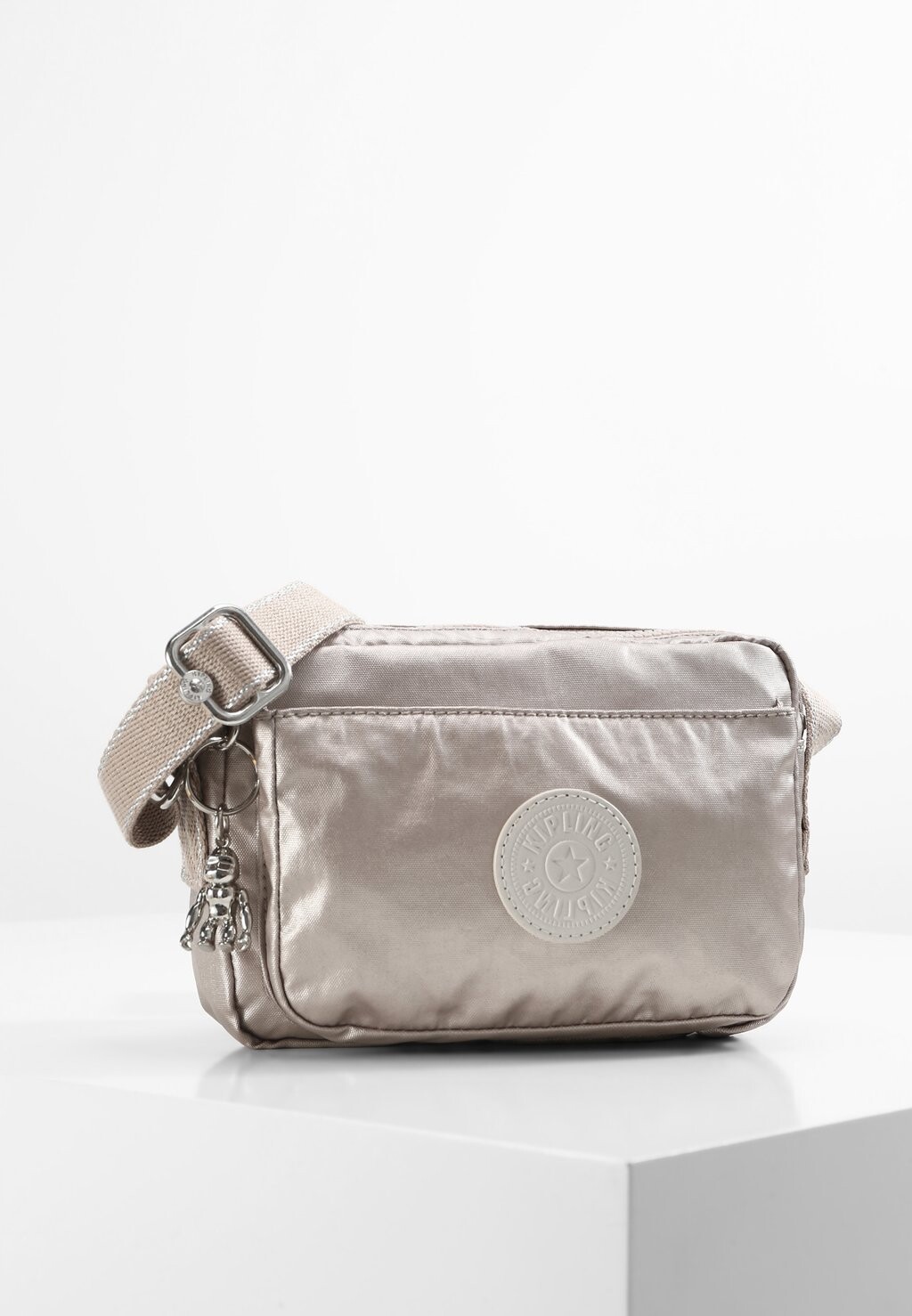 Сумка через плечо Kipling 
Сумка через плечо Kipling