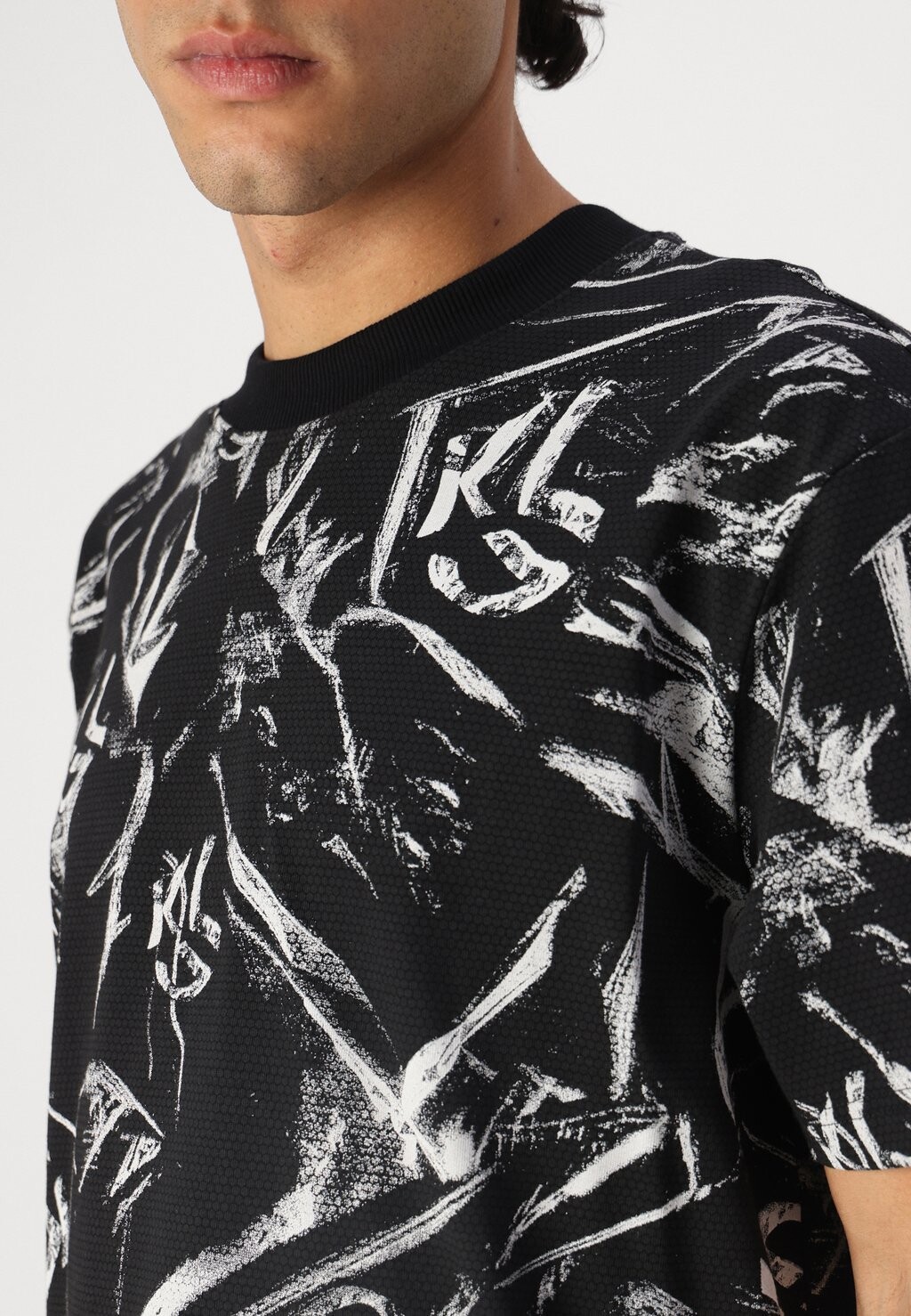 Футболка с принтом RELAXED TEE Karl Lagerfeld Jeans, серый
Футболка с принтом RELAXED TEE Karl Lagerfeld Jeans, серый