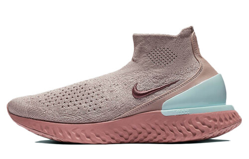 Женские беговые кроссовки Nike Epic React Flyknit
Женские беговые кроссовки Nike Epic React Flyknit