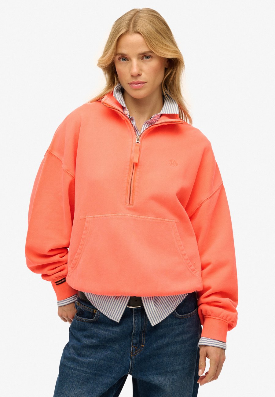 Толстовка Superdry & Co STUDIOS HALF ZIP, Fluro Coral/Coral, Розовый, Толстовка Superdry & Co STUDIOS HALF ZIP, Fluro Coral/Coral
Толстовка Superdry & Co STUDIOS HALF ZIP, Fluro Coral/Coral, Розовый, Толстовка Superdry & Co STUDIOS HALF ZIP, Fluro Coral/Coral